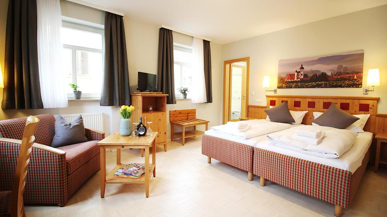 Aparthotel Alte Schmiede Dettelbach Dış mekan fotoğraf