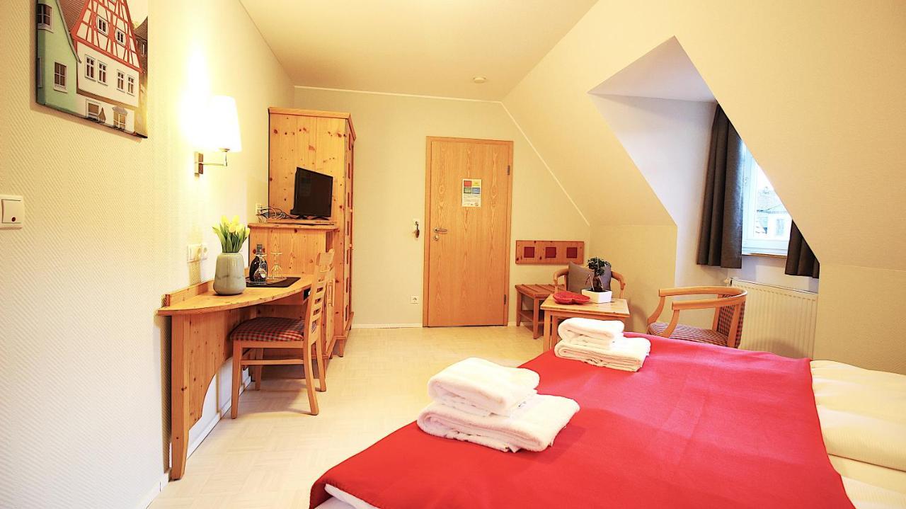 Aparthotel Alte Schmiede Dettelbach Dış mekan fotoğraf